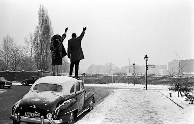 Berlin Wall, Christmas 1961.